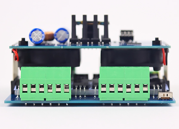 VJLight DD-16D - DMX декодер 16 каналов с двойной&nbsp;гальванической развязкой на DIN рейку.