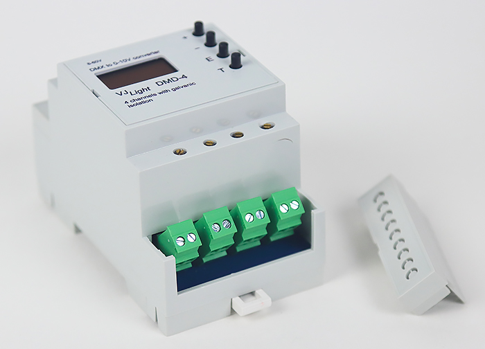 VJLight DMD-4 - Конвертер DMX в 0-10V&nbsp; на DIN рейку 4 канала с двойной&nbsp;гальванической развязкой. OLED экран, винтовые клеммники, активное охлаждение.