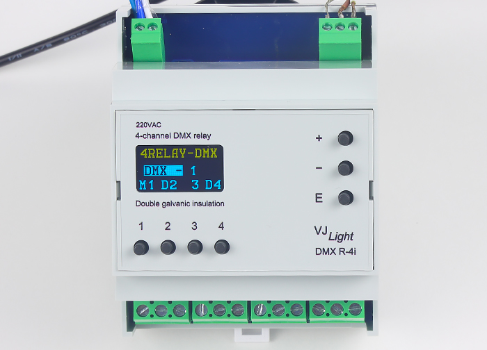 VJLight DMX R-4i - DMX реле на DIN рейку 4 канала по 16A/250VAC с двойной гальванической развязкой.