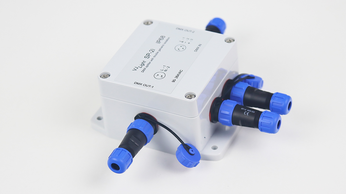 VJLight SP-2i - IP68 (IP67) DMX сплиттер 2 выхода с двойной&nbsp;гальванической развязкой и индикаторами.