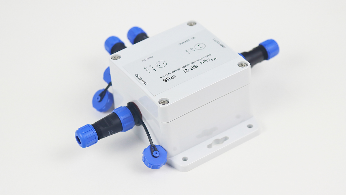 VJLight SP-2i - IP68 (IP67) DMX сплиттер 2 выхода с двойной&nbsp;гальванической развязкой и индикаторами.