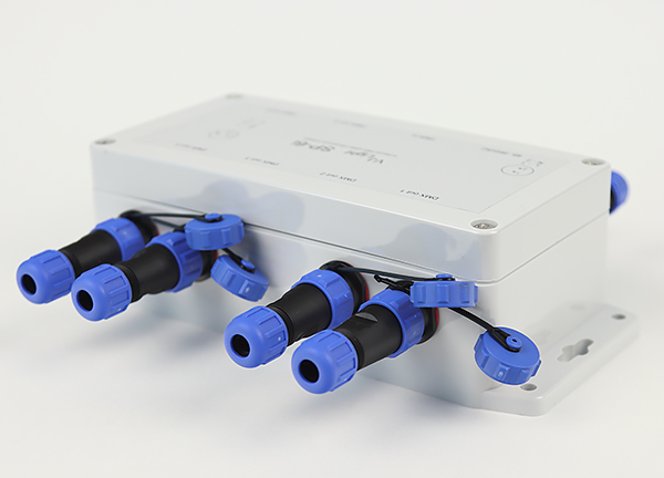 VJLight-SP-6i - IP68 (IP67) DMX сплиттер-усилитель 6 выходов с двойной гальванической развязкой и индикаторами