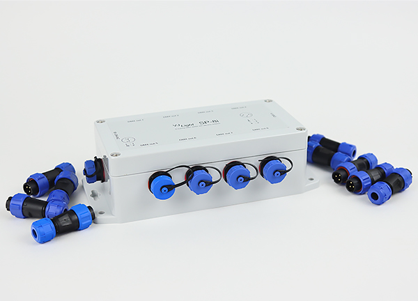 VJLight-SP-8i - IP68 (IP67) DMX сплиттер-усилитель 8 выходов с двойной гальванической развязкой и индикаторами