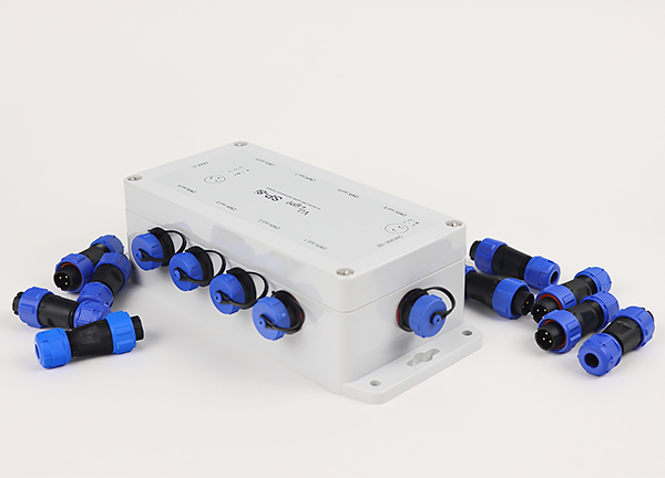 VJLight-SP-8i - IP68 (IP67) DMX сплиттер-усилитель 8 выходов с двойной гальванической развязкой и индикаторами