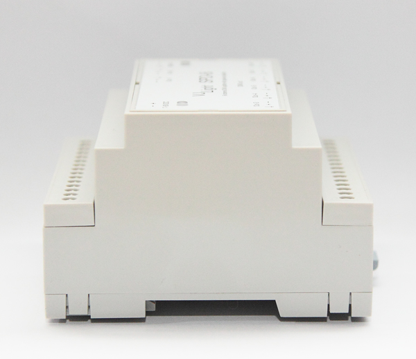 VJLight SPD-8i - DMX сплиттер-усилитель на DIN рейку 8 выходов с двойной гальванической развязкой и индикаторами