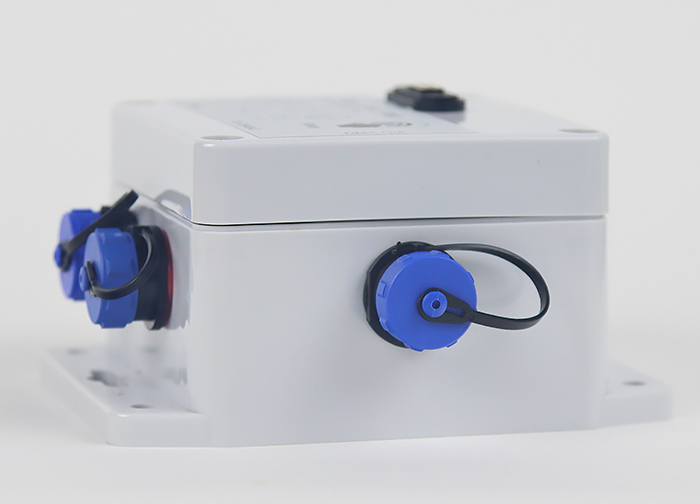 VJLight SR-1i - IP68 (IP67) DMX реле свободного крепления 1 канал до 13A/250VAC с двойной гальванической развязкой и индикаторами