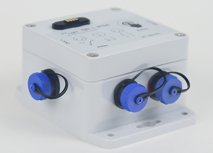 Show-Device.ru - IP68 (IP67) DMX реле со свободным креплением. Двойная гальваническая развязка и индикаторы. Всепогодные, герметичные, уличные.