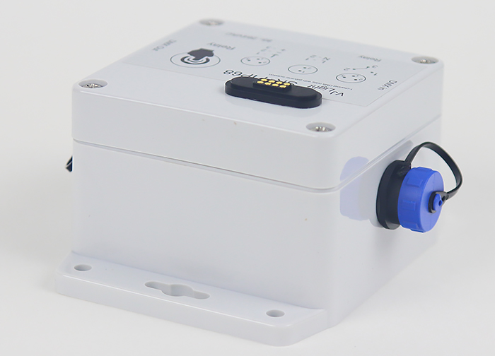 Show-Device.ru - IP68 (IP67) DMX реле с двойной гальванической развязкой. Герметичные, всепогодные, уличные