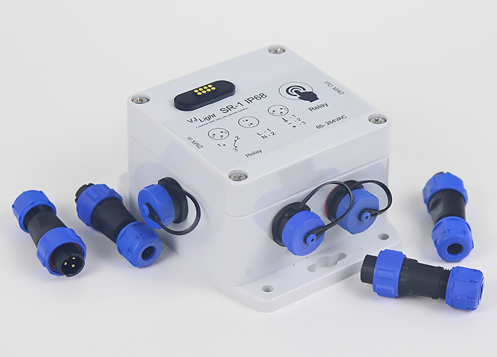 VJLight SR-1i - IP68 (IP67) DMX реле свободного крепления 1 канал до 13A/250VAC с двойной гальванической развязкой и индикаторами